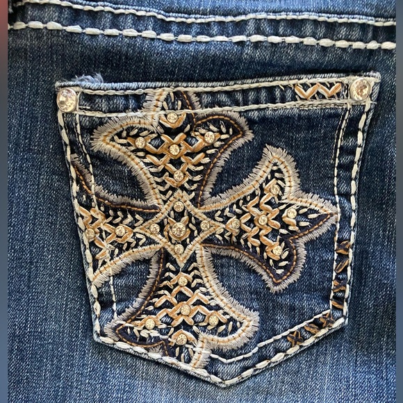 Antique Rivet Jeans Women’s Size 30 Excellent Like New Condition - Picture 6 of 7